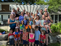 The big group photo near the end of the family reunion in 2025, taken at Crows End.